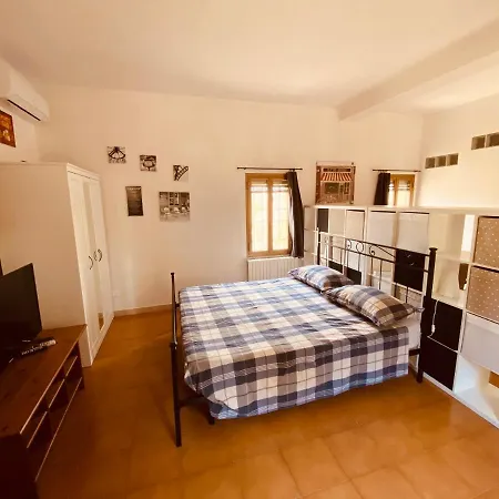 Villino Margherita Oda ve Kahvaltı 3*